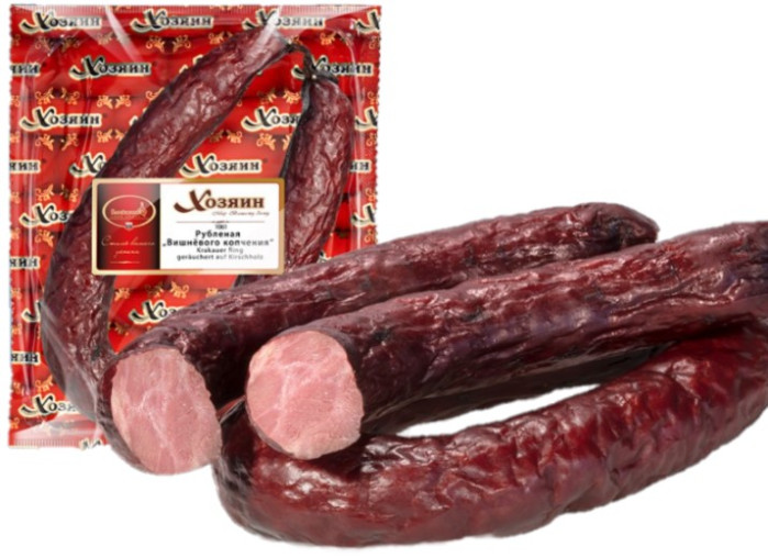 деталь Uzený salam na višni Lackmann cca 300g